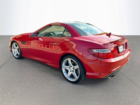 Used 2014 Mercedes-Benz SLK 250 image 6