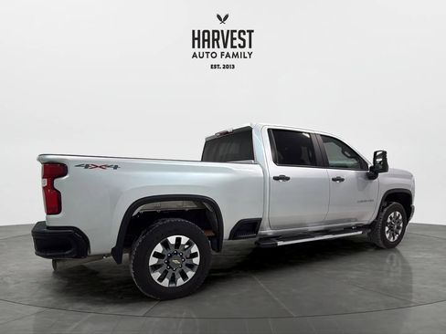 Used 2022 Chevrolet Silverado 2500 Custom w/ Custom Value Package image 7