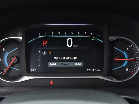 Used 2020 Honda Pilot Touring image 13
