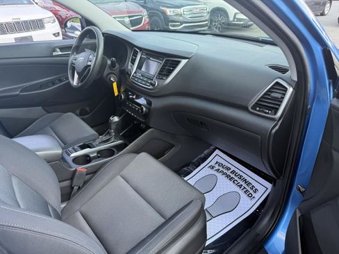 Used 2018 Hyundai Tucson SE AWD/4WD image 10