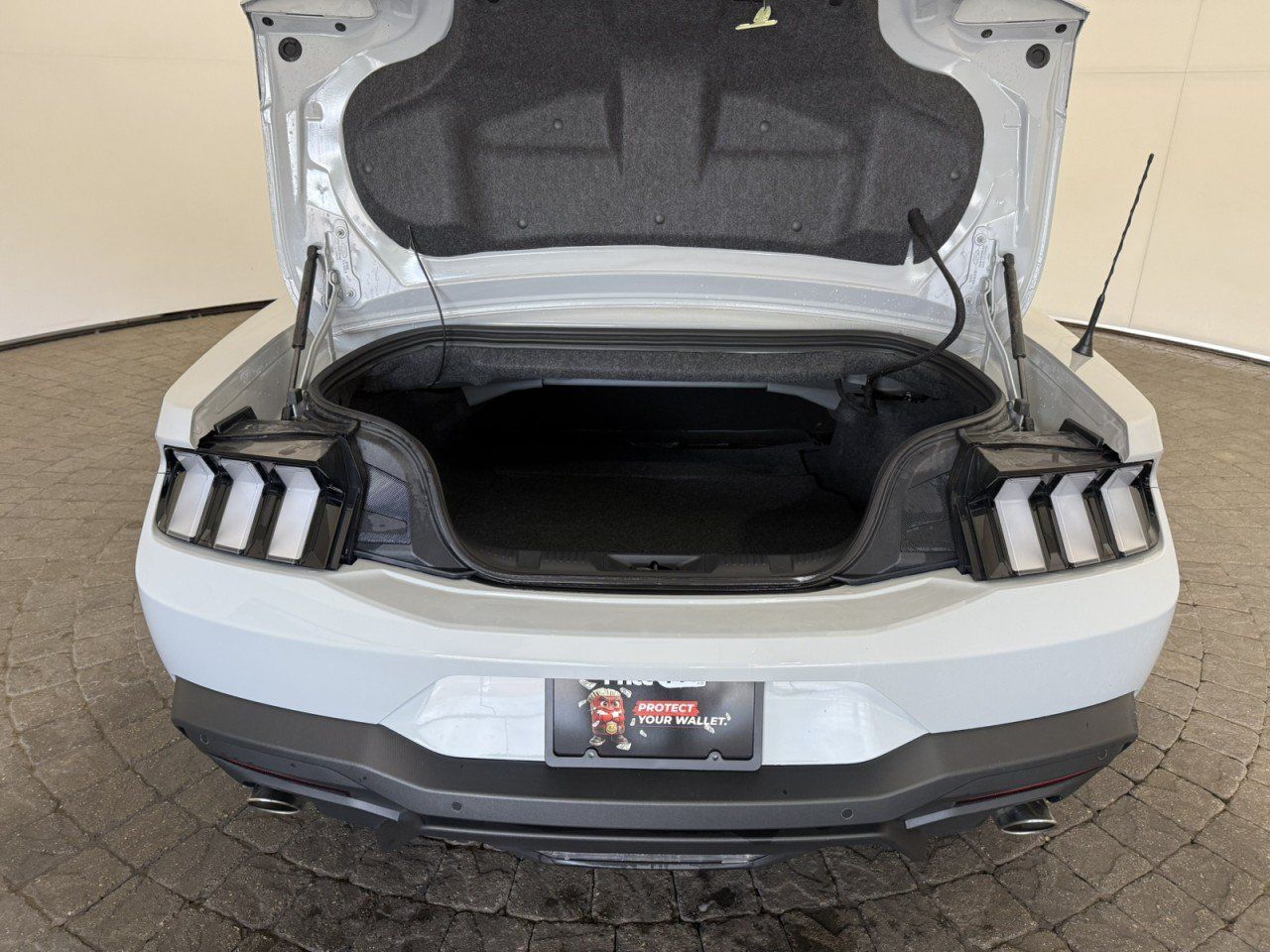 Used 2026 Ford Mustang GT Premium w/ GT Performance Package RWD image 15