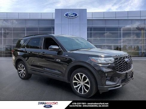 Used 2025 Ford Explorer ST-Line AWD/4WD image 1