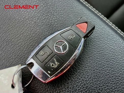 Used 2020 Mercedes-Benz GLA 250 w/ Premium Package image 22