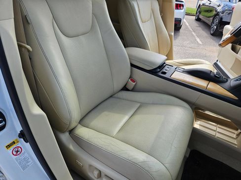 Used 2015 Lexus RX 450h FWD image 31