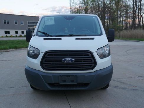 Used 2017 Ford Transit 250 148 Low Roof RWD image 8