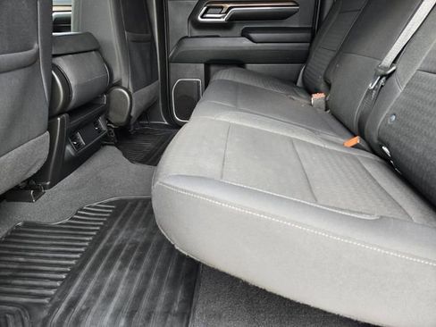 Used 2024 Chevrolet Silverado 2500 LT AWD/4WD image 29