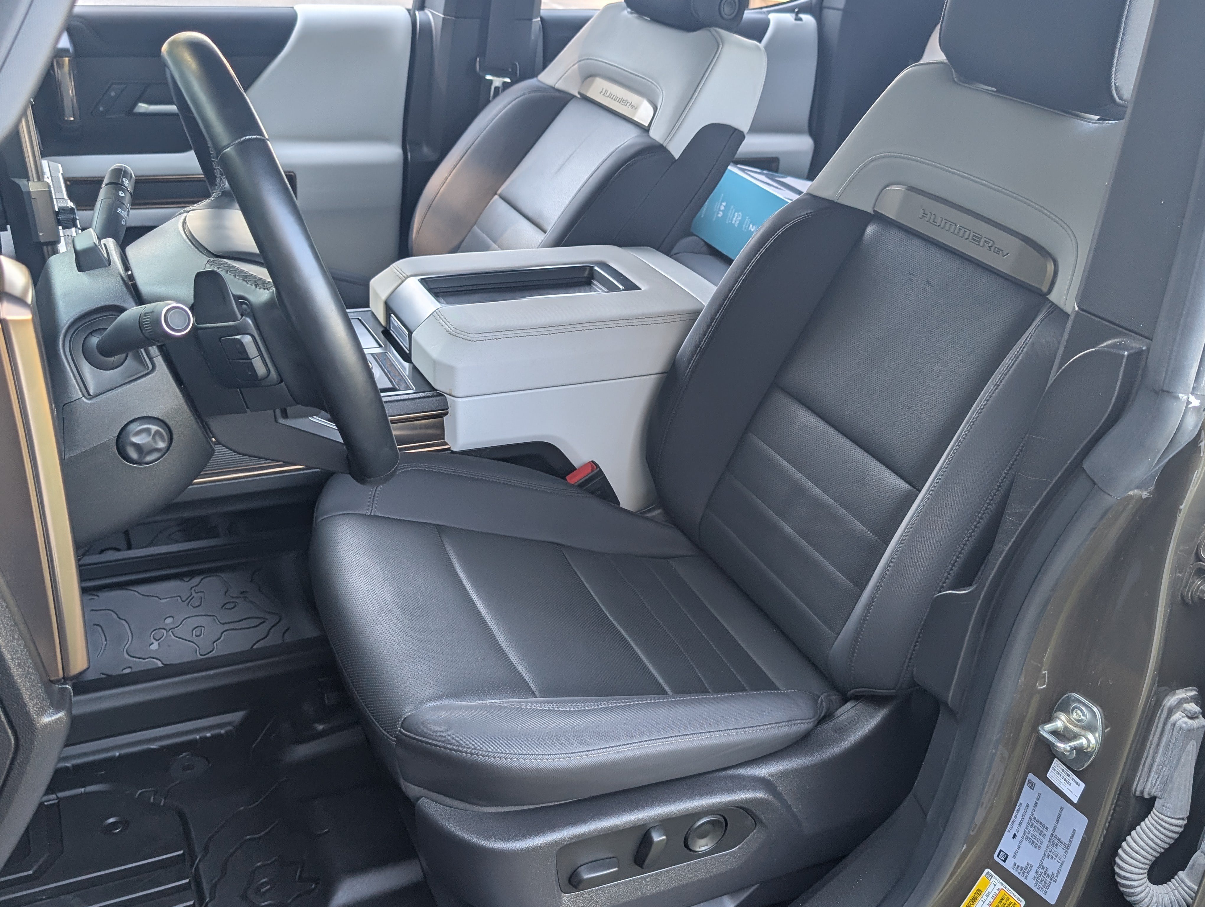 Used 2025 GMC Hummer EV 2X AWD/4WD image 16