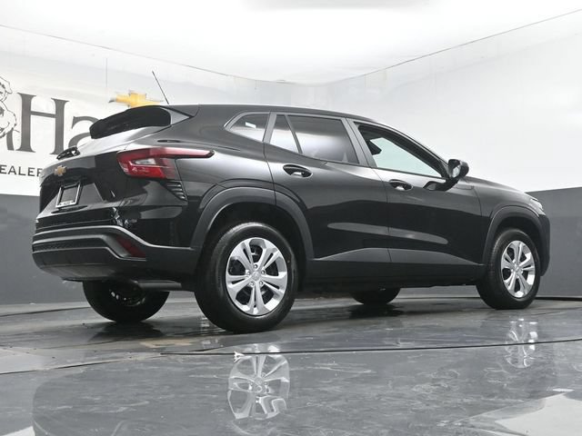 New 2026 Chevrolet Trax LS FWD image 11