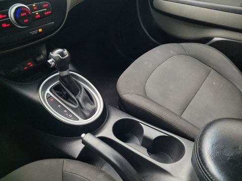 Used 2018 Kia Soul w/ Convenience Package image 26