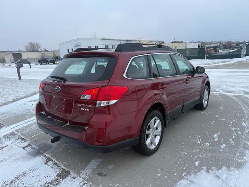 Used 2014 Subaru Outback 2.5i w/ Alloy Wheel Package image 5