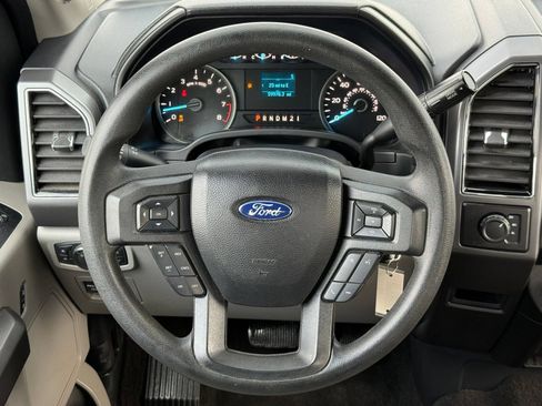 Used 2020 Ford F150 XLT AWD/4WD image 27