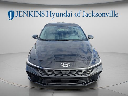 New 2026 Hyundai Elantra SEL Sport image 11