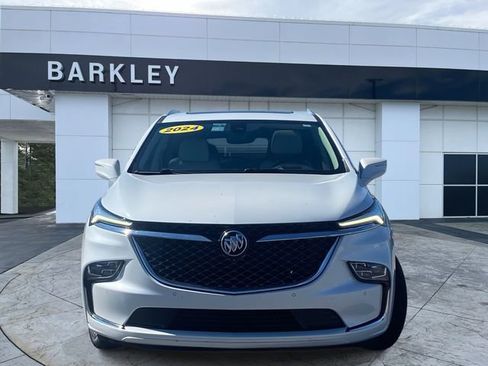 Certified 2024 Buick Enclave Avenir w/ Avenir Technology Package image 8