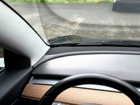 Used 2018 Tesla Model 3 Long Range AWD/4WD image 26