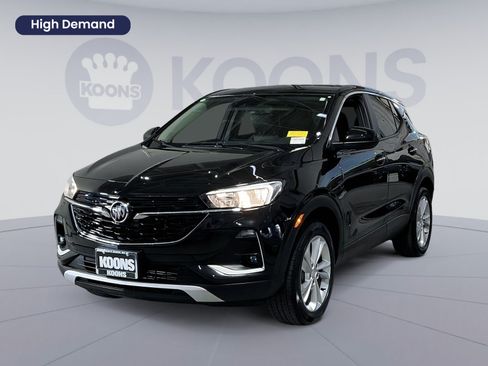 Used 2023 Buick Encore GX Preferred w/ Cold Weather Comfort Package AWD/4WD image 1