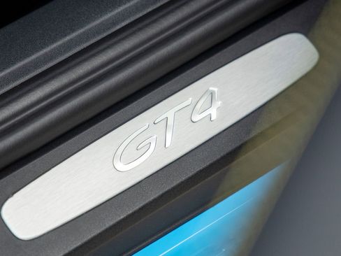 Certified 2021 Porsche 718 Cayman GT4 RWD image 38