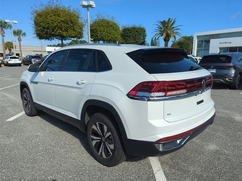 New 2026 Volkswagen Atlas Cross Sport SE image 7