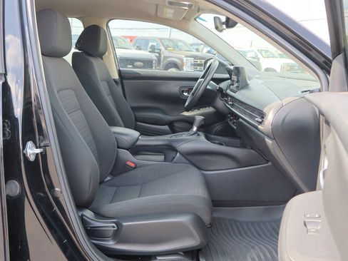 Used 2024 Honda HR-V LX image 29