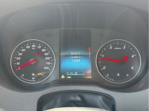 Used 2023 Mercedes-Benz Sprinter 2500 image 13