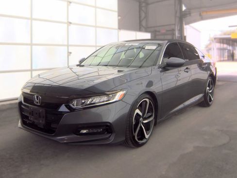 Used 2018 Honda Accord Sport image 1