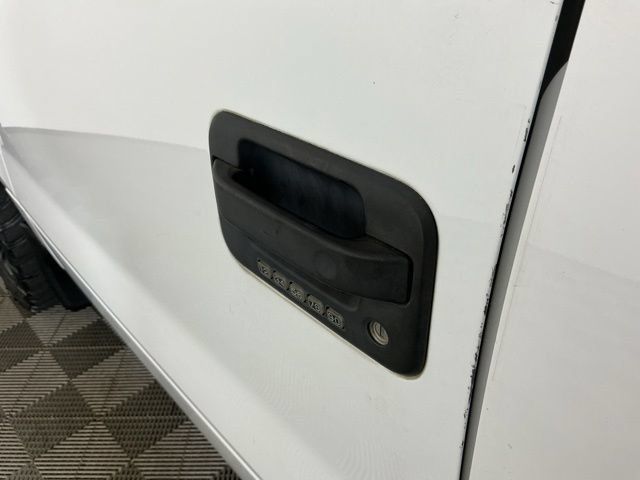 Used 2010 Ford F150 XLT AWD/4WD image 9