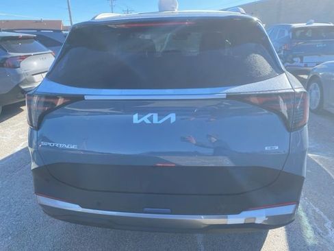 New 2026 Kia Sportage EX image 3
