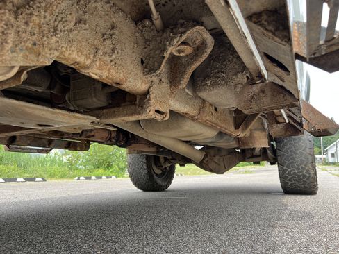 Used 2018 RAM 2500 Tradesman w/ Chrome Appearance Group image 39