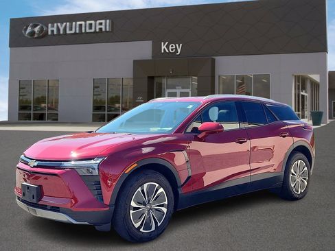 Used 2025 Chevrolet Blazer EV LT image 7