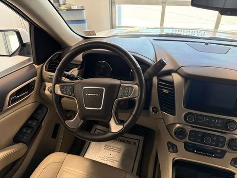 Used 2020 GMC Yukon Denali AWD/4WD image 34