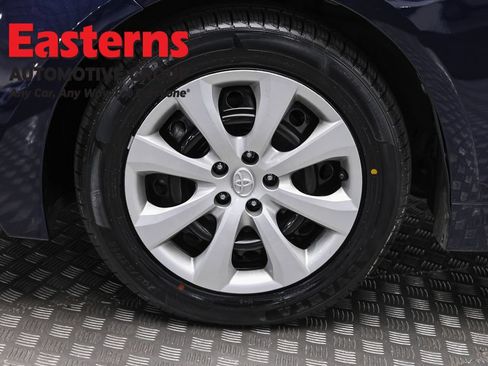 Used 2024 Toyota Corolla LE FWD image 31