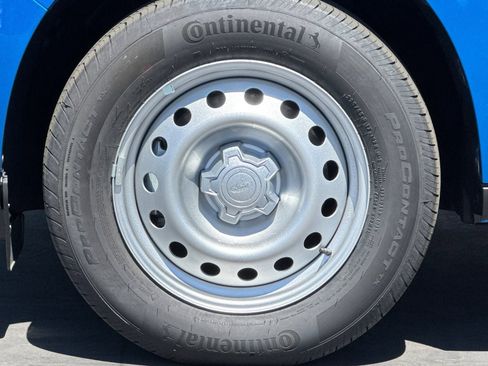 New 2025 Ford Maverick XL image 24