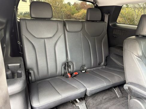 Used 2020 Hyundai Palisade SEL w/ Premium Package FWD image 18