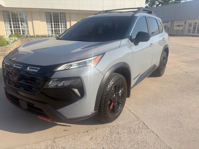 Used 2025 Nissan Rogue SV w/ Rock Creek Premium Package AWD/4WD image 2