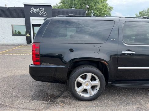 Used 2011 Chevrolet Suburban LTZ AWD/4WD image 4