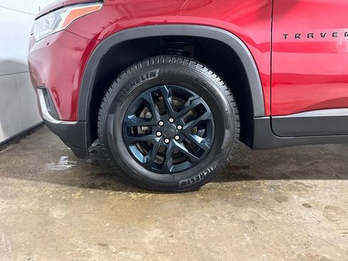 Used 2018 Chevrolet Traverse LT image 26