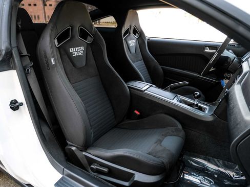 Used 2012 Ford Mustang Boss 302 w/ Boss 302 Accessory Pkg image 35