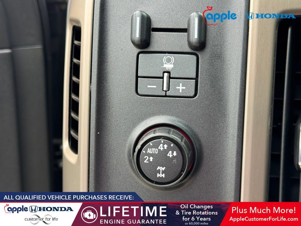 Used 2015 GMC Sierra 1500 Denali w/ Driver Alert Package AWD/4WD image 27