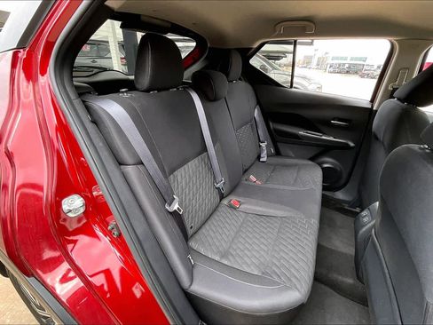 Used 2023 Nissan Kicks SV image 18