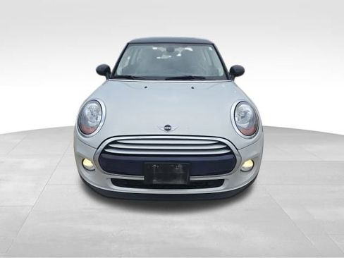 Used 2015 MINI Cooper 2-Door Hardtop image 2