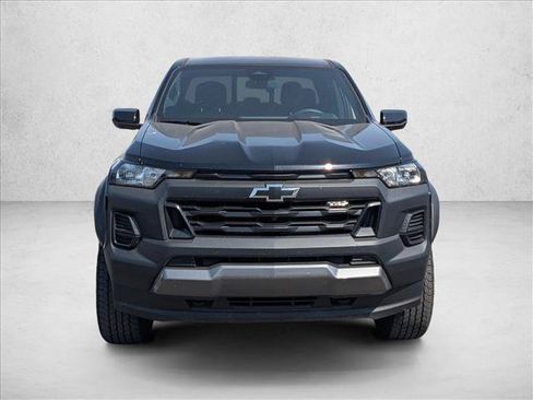 Used 2023 Chevrolet Colorado Trail Boss w/ Technology Package AWD/4WD image 2