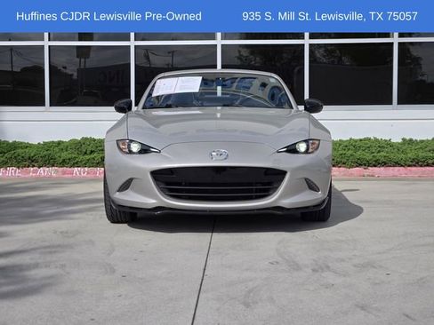Used 2022 MAZDA MX-5 Miata Club image 2