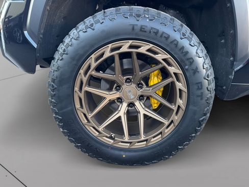 Used 2024 Toyota Tundra SR5 w/ SR5 Convenience Package image 9