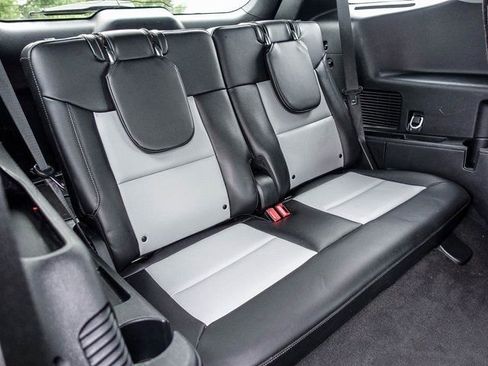 Used 2023 Ford Explorer XLT w/ Equipment Group 202A image 20