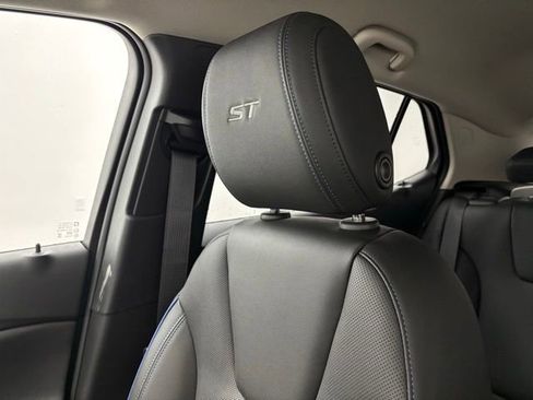 New 2026 Buick Encore GX Sport Touring w/ Advanced Technology Package image 40