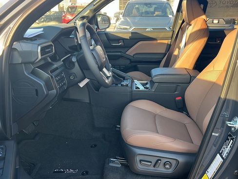 New 2026 Toyota 4Runner Limited RWD image 10