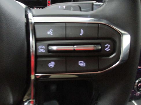 New 2026 GMC Terrain Elevation w/ Elevation Premium Package AWD/4WD image 18