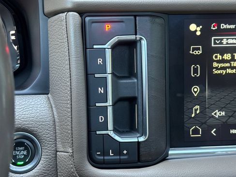Used 2022 GMC Yukon XL Denali w/ Max Trailering Package AWD/4WD image 22