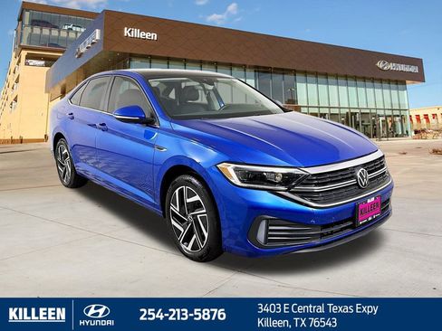 Used 2024 Volkswagen Jetta SEL image 1