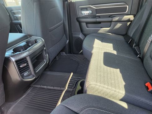 New 2026 RAM 3500 Big Horn AWD/4WD image 31