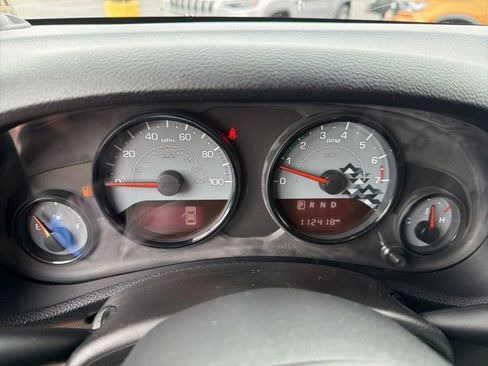 Used 2017 Jeep Wrangler Unlimited Sahara AWD/4WD image 12
